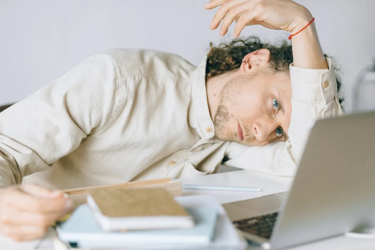 Affrontare la sindrome da burnout: strategie per il benessere psicologico in Italia